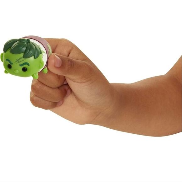 Marvel Tsum Tsum Comic Box Display and 13 Toy Figures new!! - Picture 9 of 11